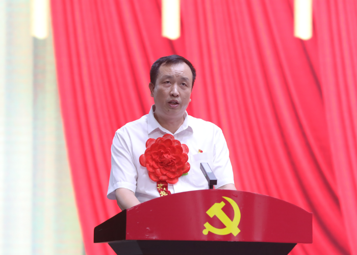 陈风光.png