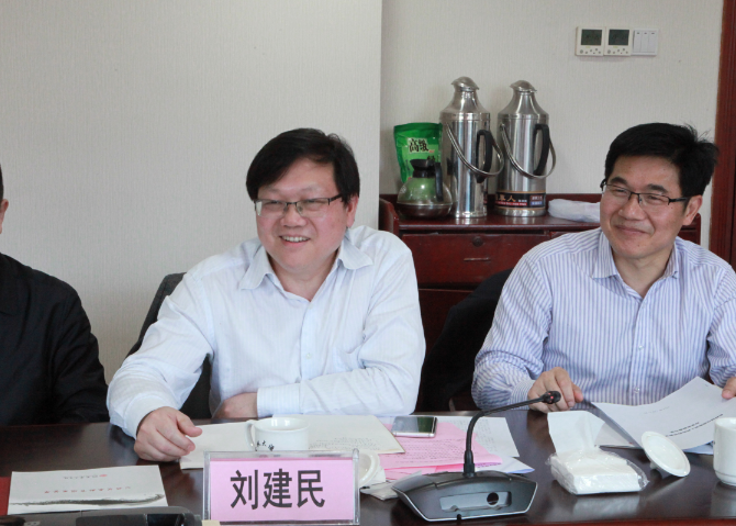 刘建民主持.png