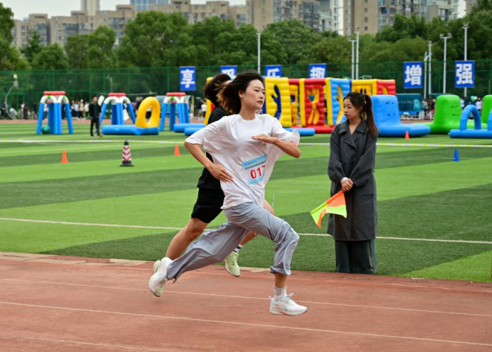 跑步 马.png