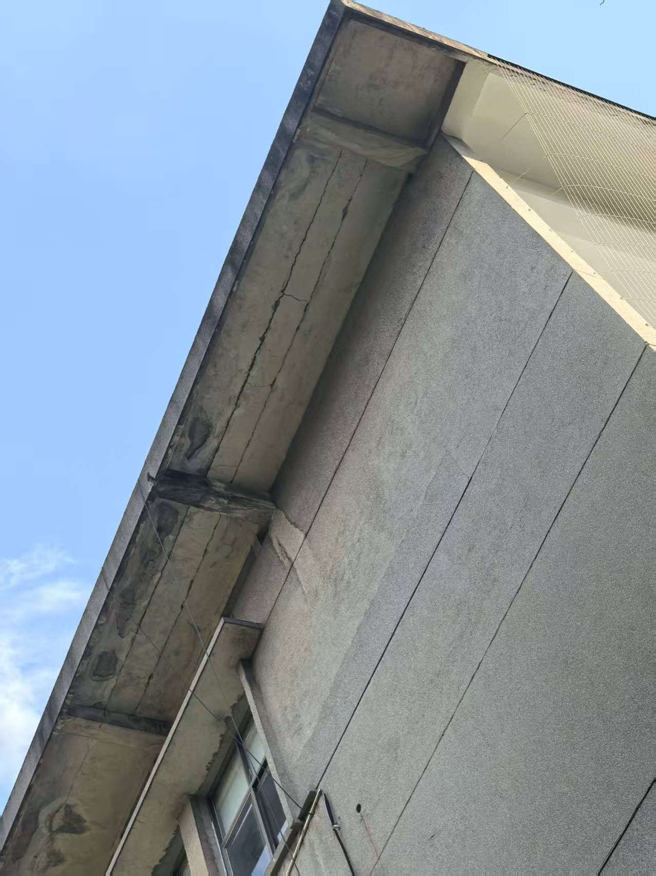 ????