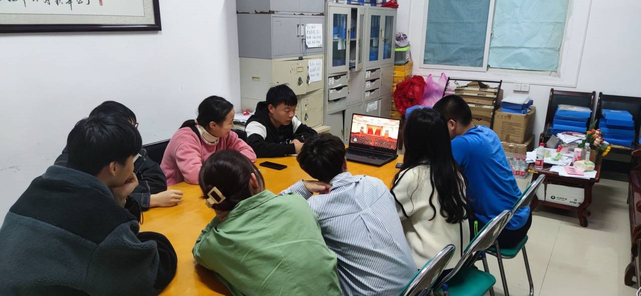 1637579466628022787.jpg